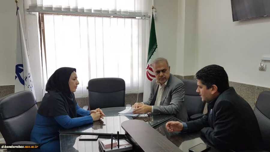 نشست صمیمی ریاست  دانشگاه فنی استان با عضو هیئت رئیسه مجلس و مدیر عامل مخابرات استان
