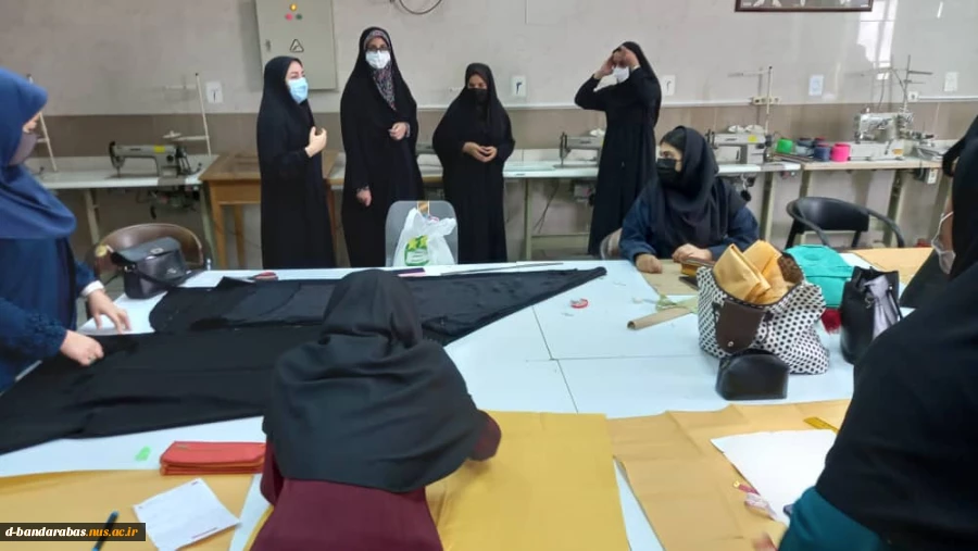 بازدید سرکارخانم نرگس منتظری تختی مدیر کل امور زنان و خانواده استانداری از آموزشکده فنی و حرفه ای دختران بندرعباس 2